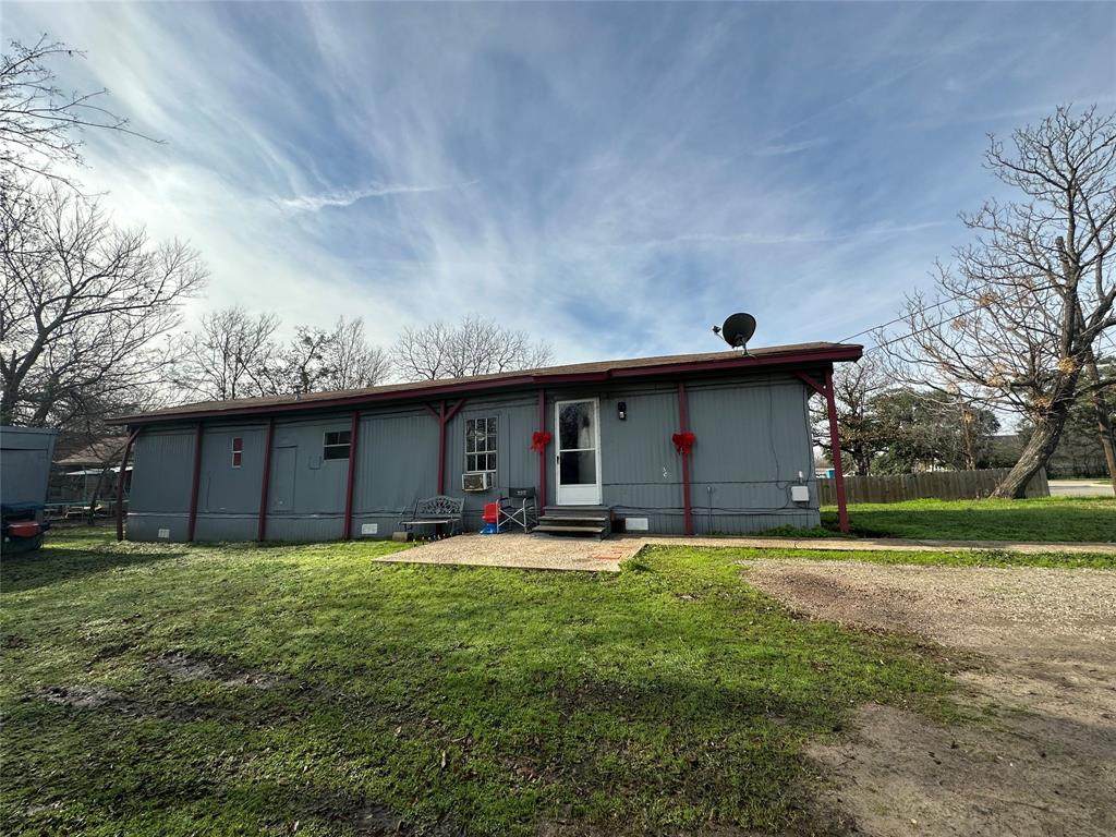 703 17th Avenue - Photo 1