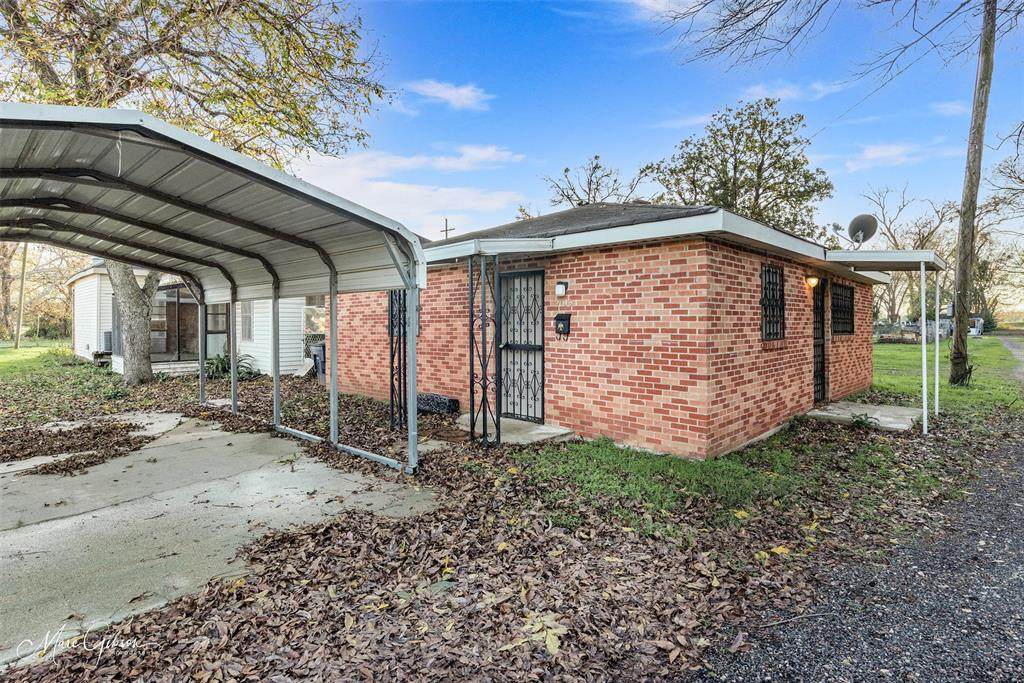 219 1/2 Colquitt Street - Photo 1