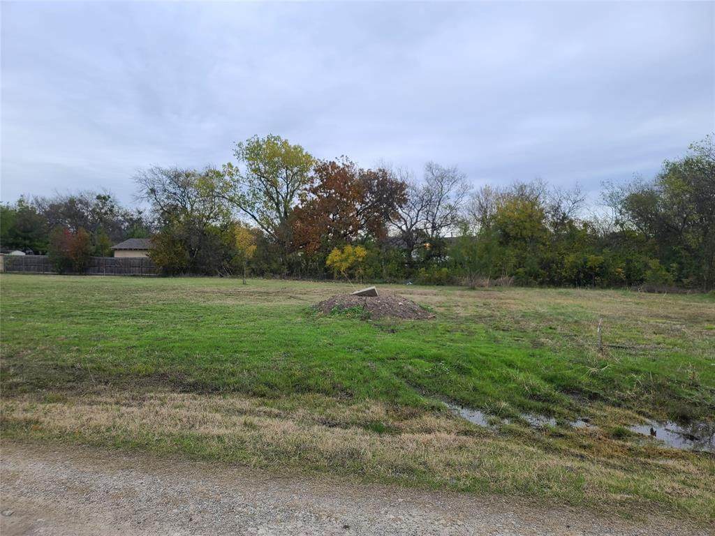3118 Claibourne Boulevard - Photo 1