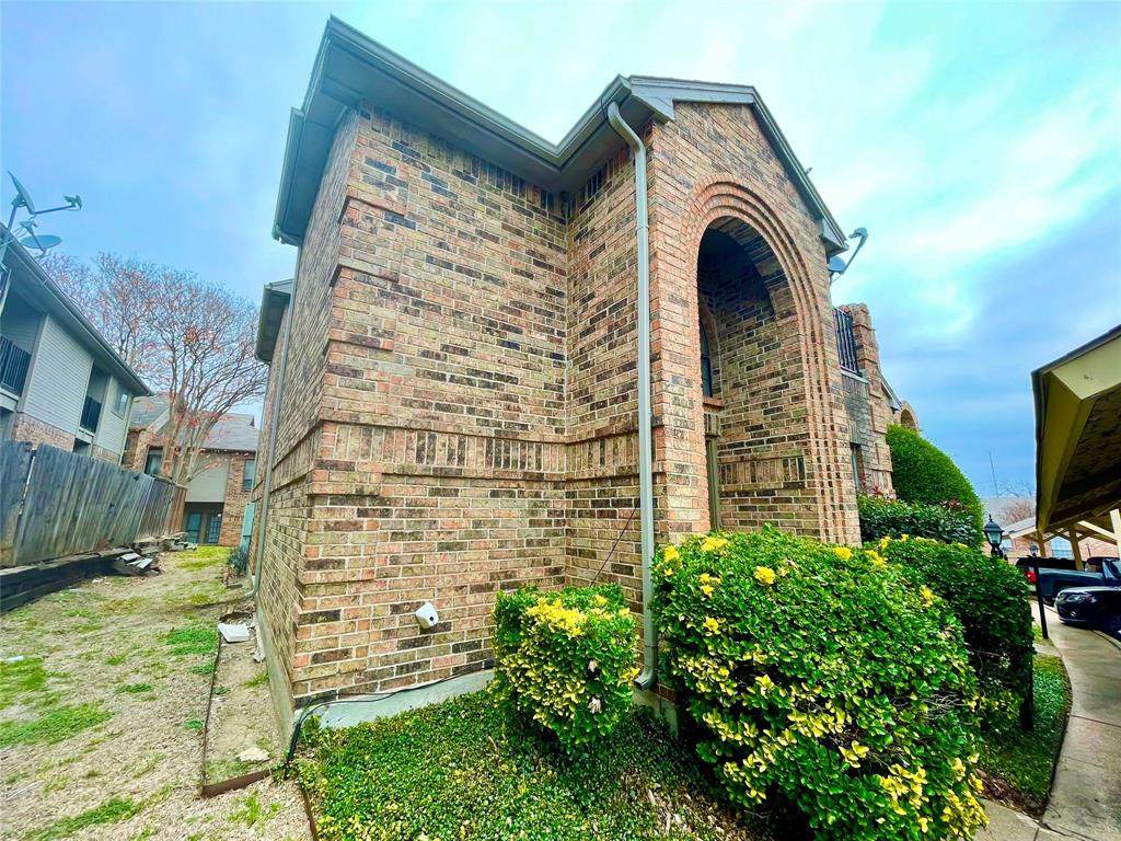 3500 Park Boulevard - Photo 1