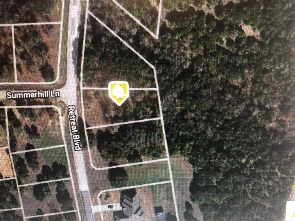 8425 Retreat Boulevard - Photo 1