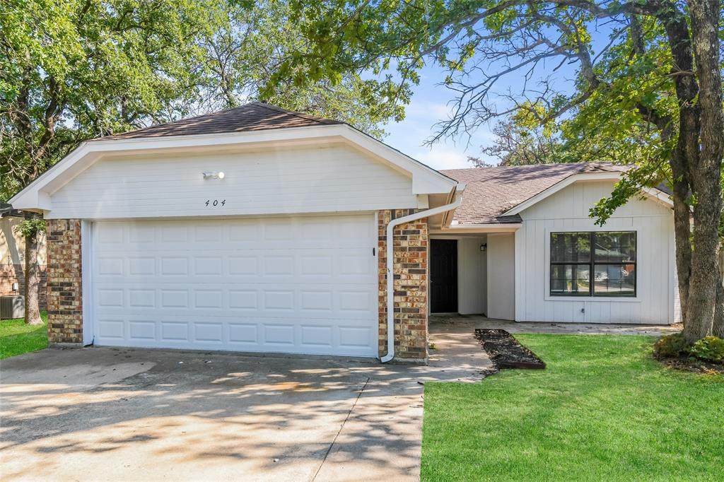 404 Misty Oaks Street - Photo 1
