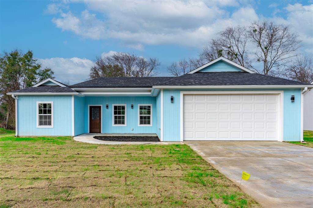 202 Beckham Street - Photo 1