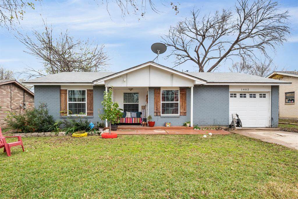 1402 Glynn Oaks Drive - Photo 1