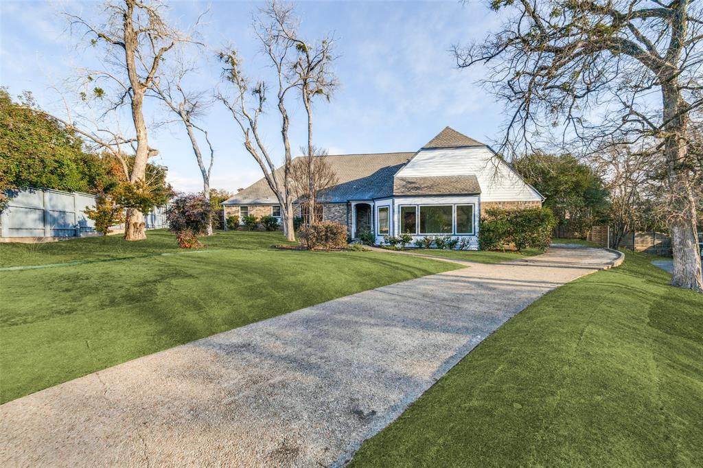 10710 Royal Park - Photo 1