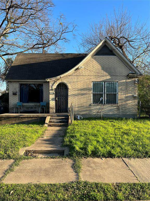 2226 Garden Drive - Photo 1