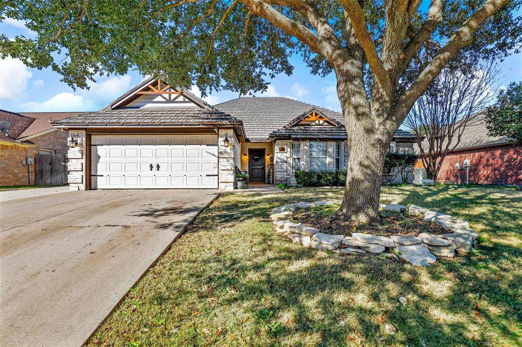 317 Bicole Drive - Photo 1