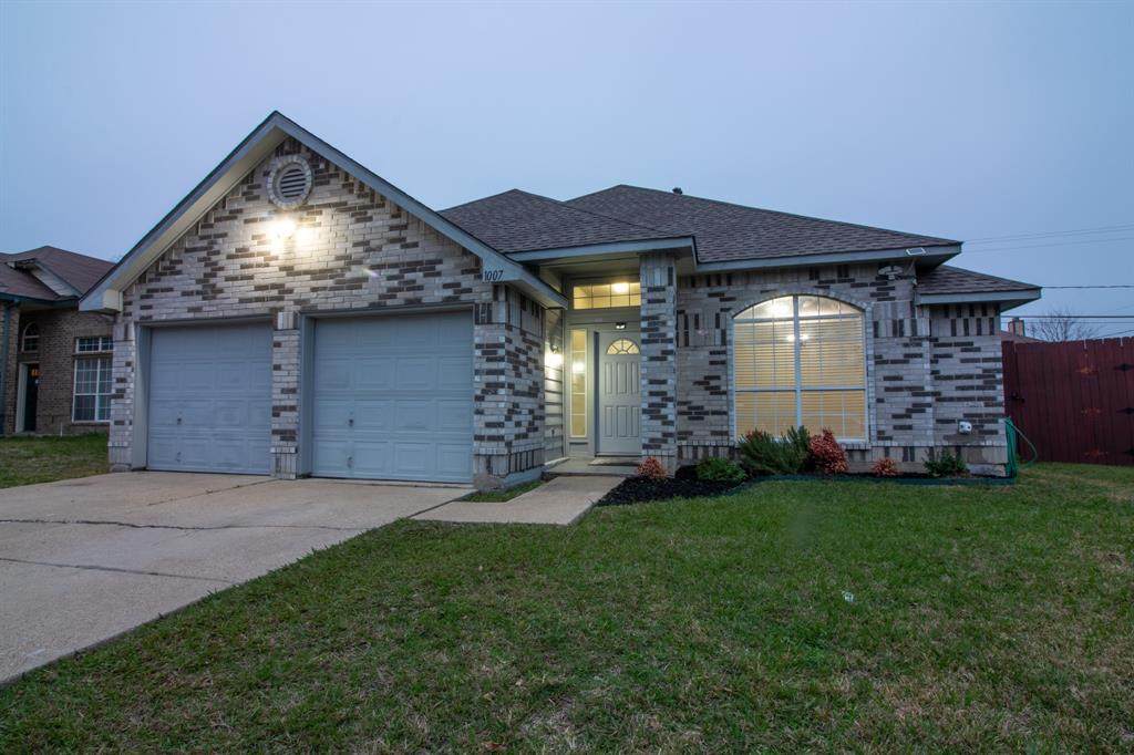 1007 Silver Spruce Drive - Photo 1