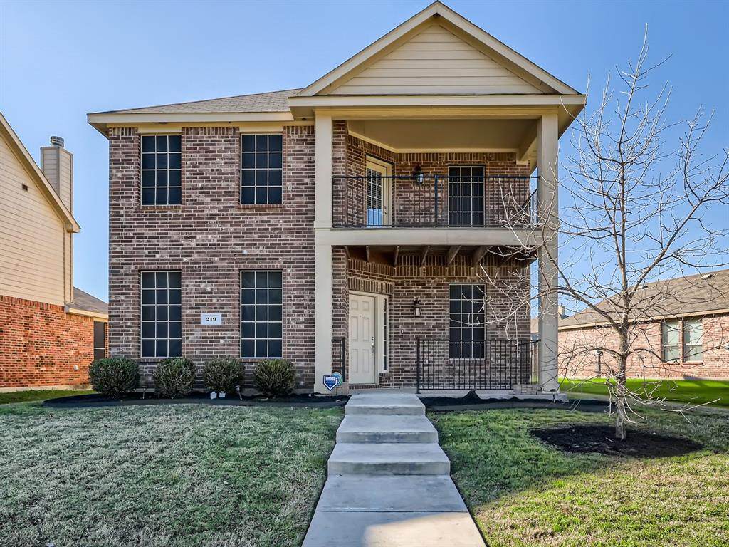219 Haywood Circle - Photo 1