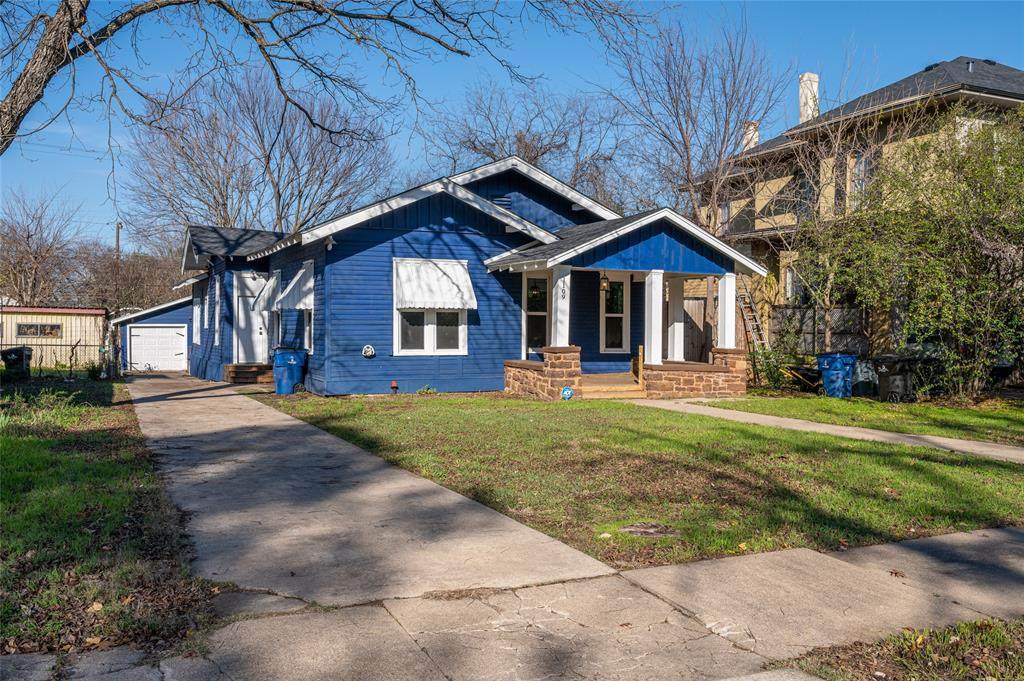 1109 Bond Street - Photo 1