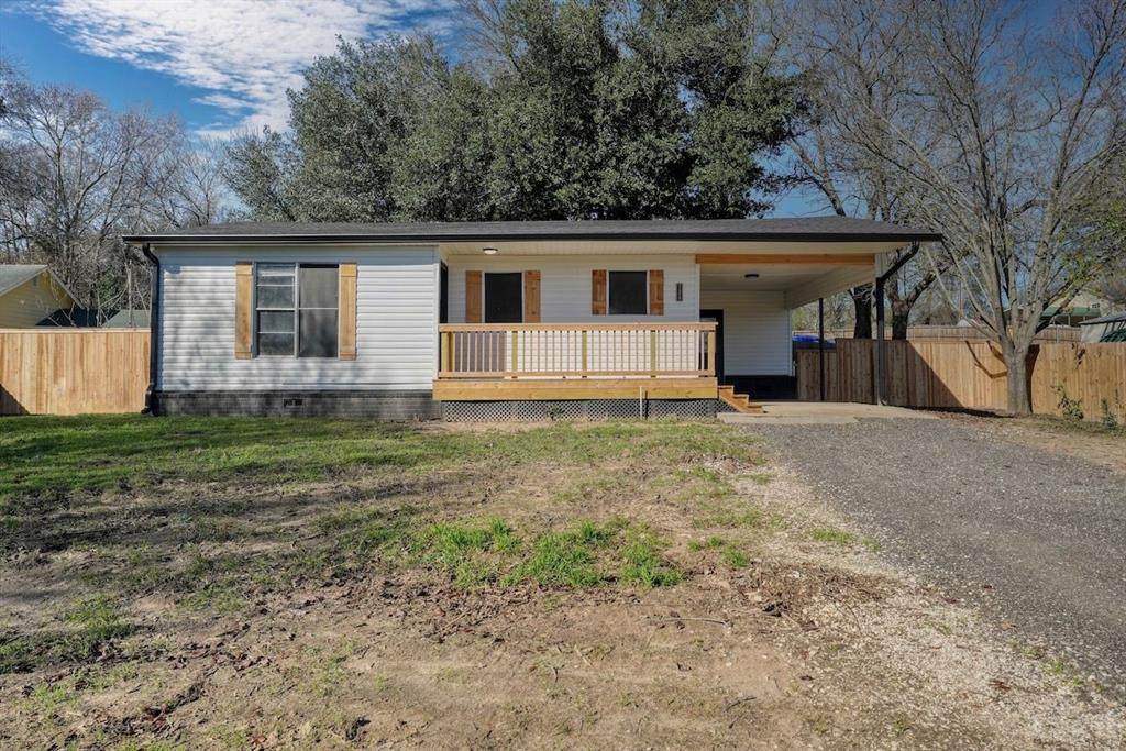 12059 County Road 3300 - Photo 1