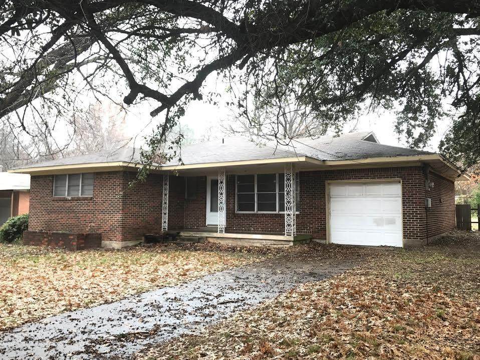 2521 Robinwood Lane - Photo 1