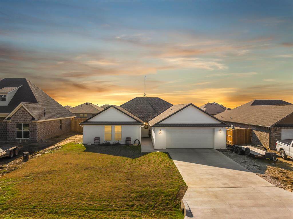 408 Alexander Street - Photo 1