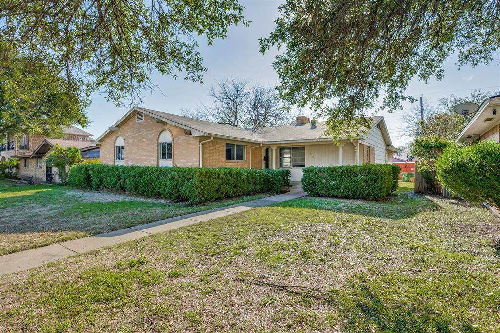 3610 Matador Drive - Photo 1