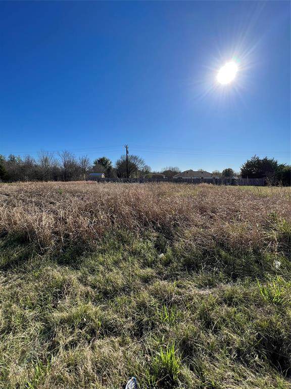 632 Kontiki Drive - Photo 1