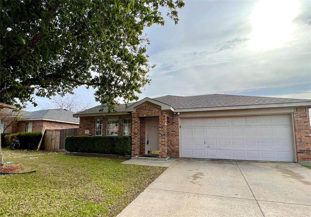 1524 Lakeshore Drive - Photo 1