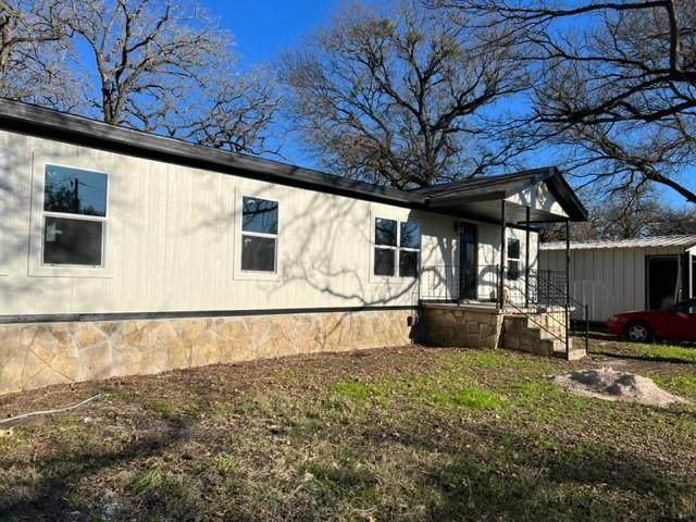 921 White Tail Drive - Photo 1