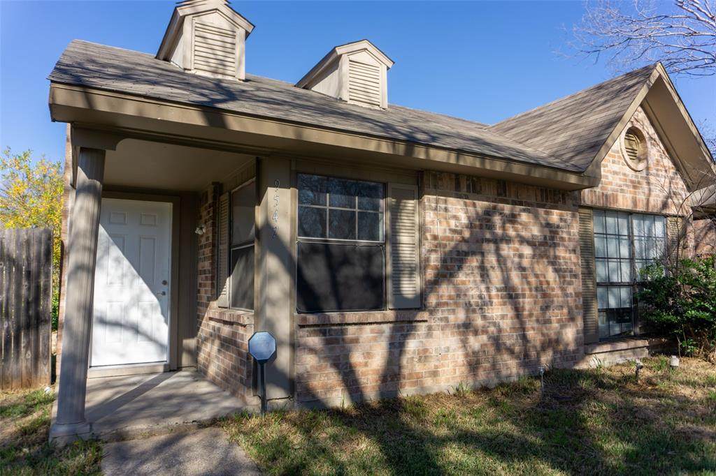 9547 Gonzales - Photo 1