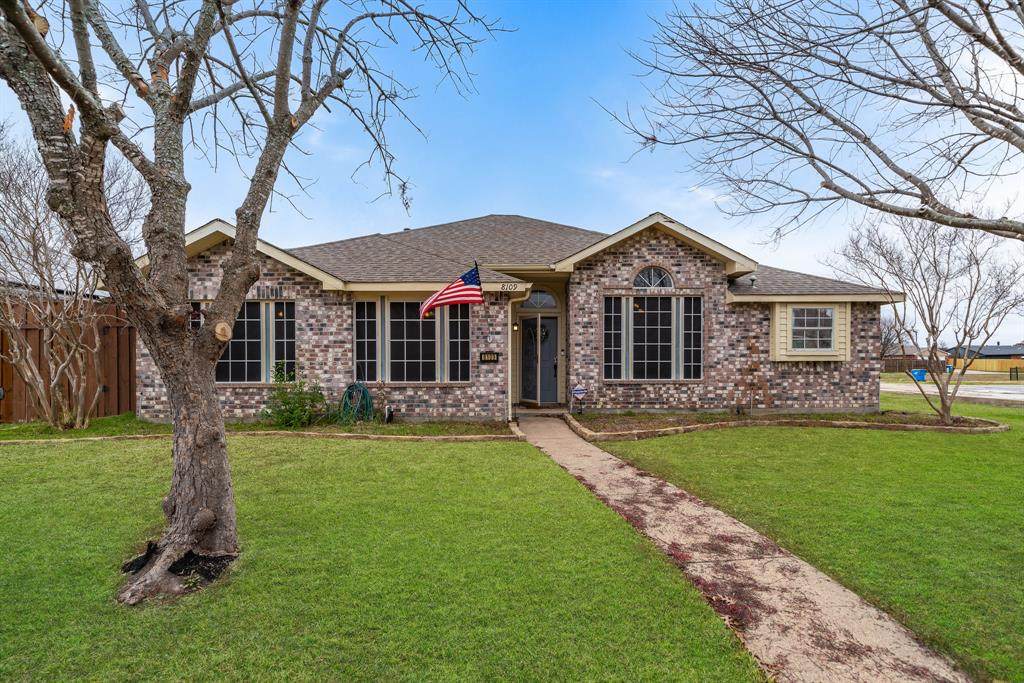 8109 Lake Bend Drive - Photo 1