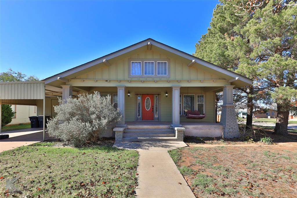 1202 Avenue N - Photo 1
