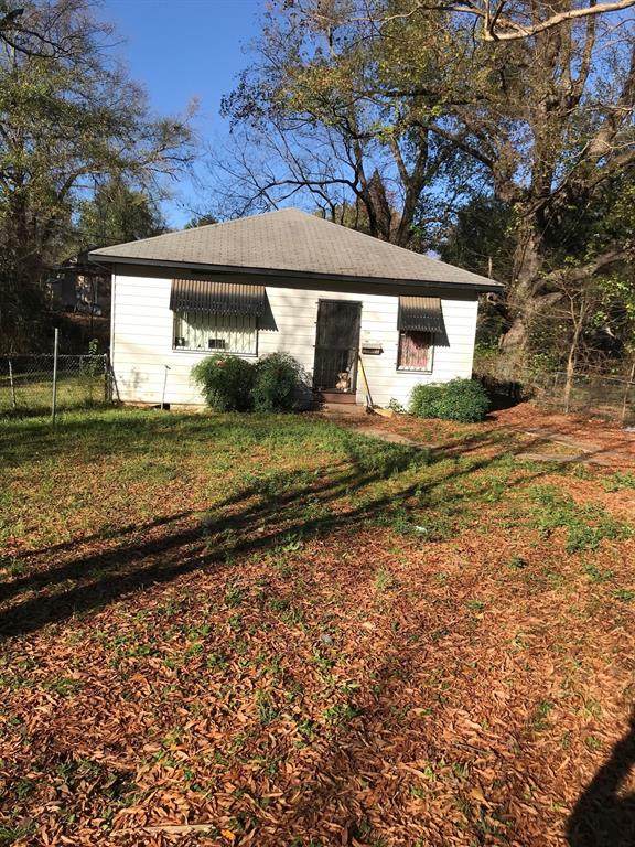 3114 College Street - Photo 1