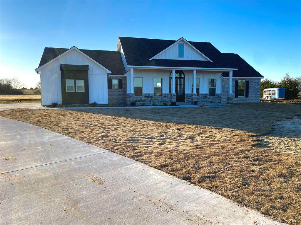 3522 Fm 903 - Photo 1