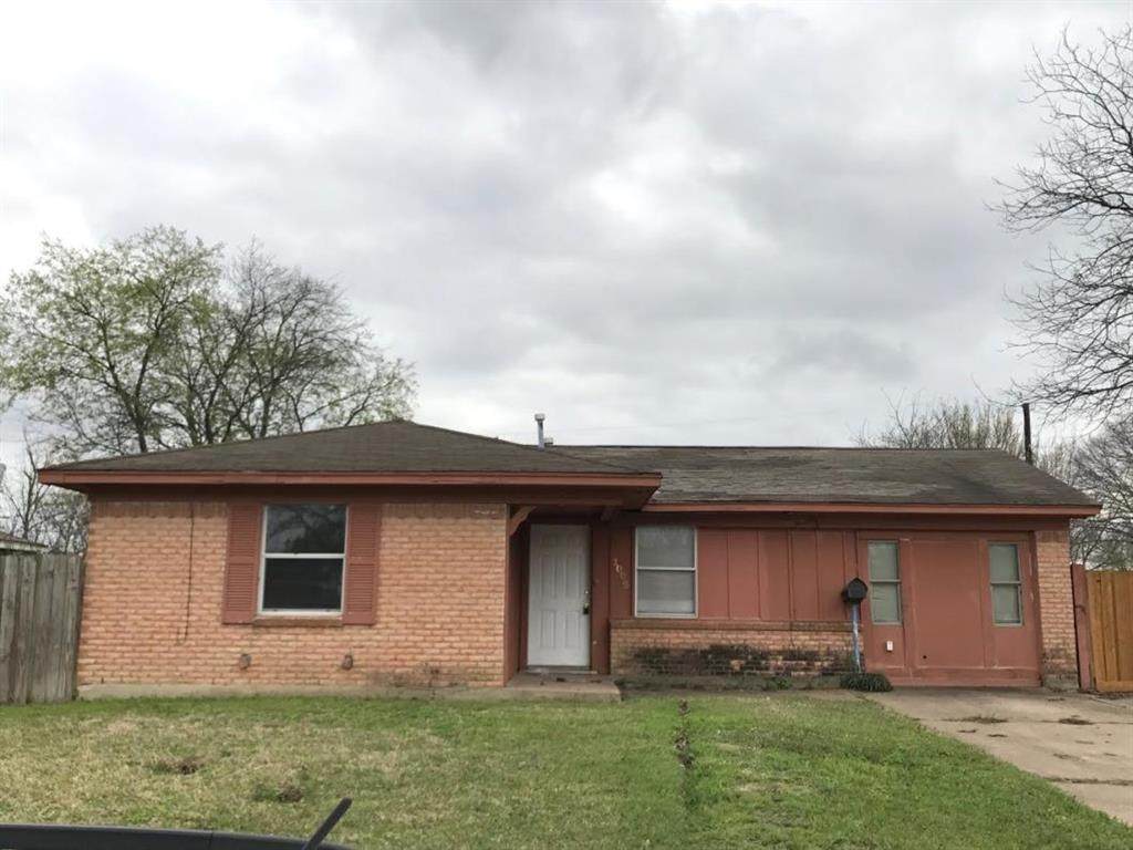 1002 Glynn Drive - Photo 1