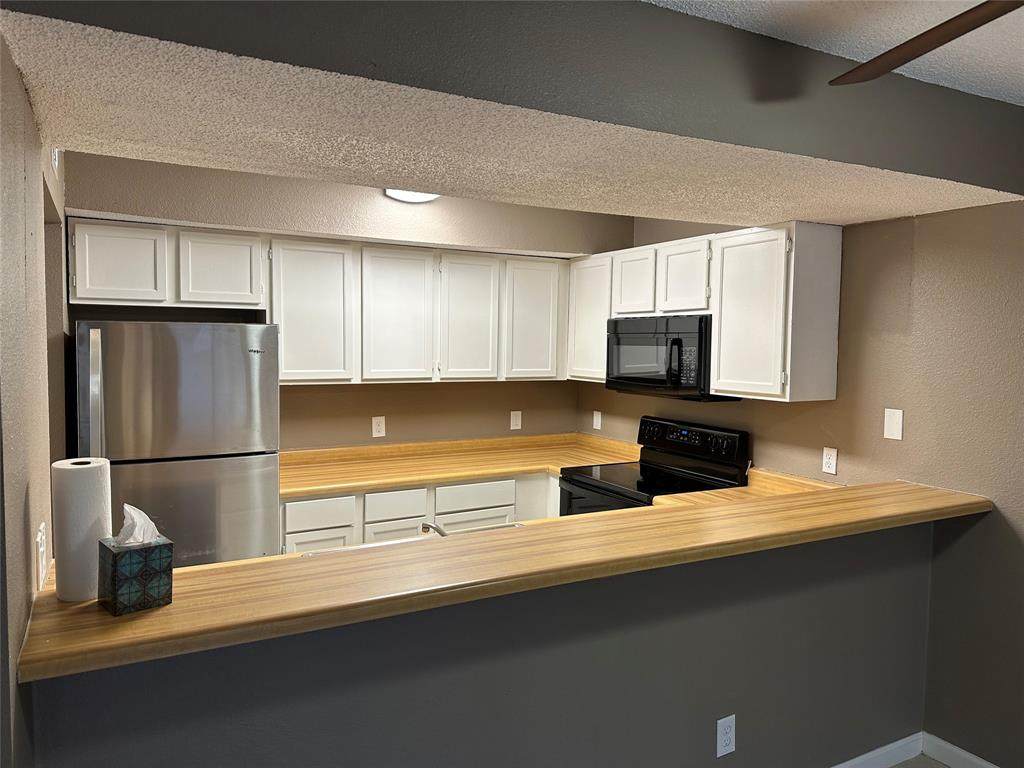 6108 Abrams Road - Photo 1