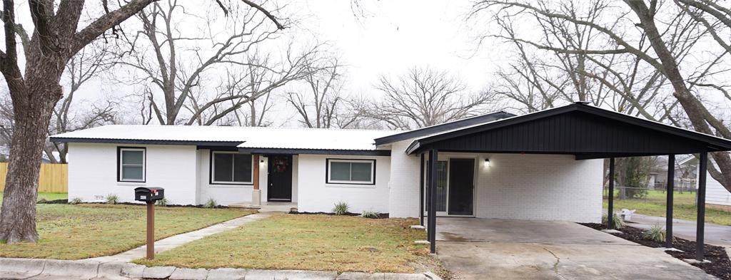 402 5th Street - Photo 1
