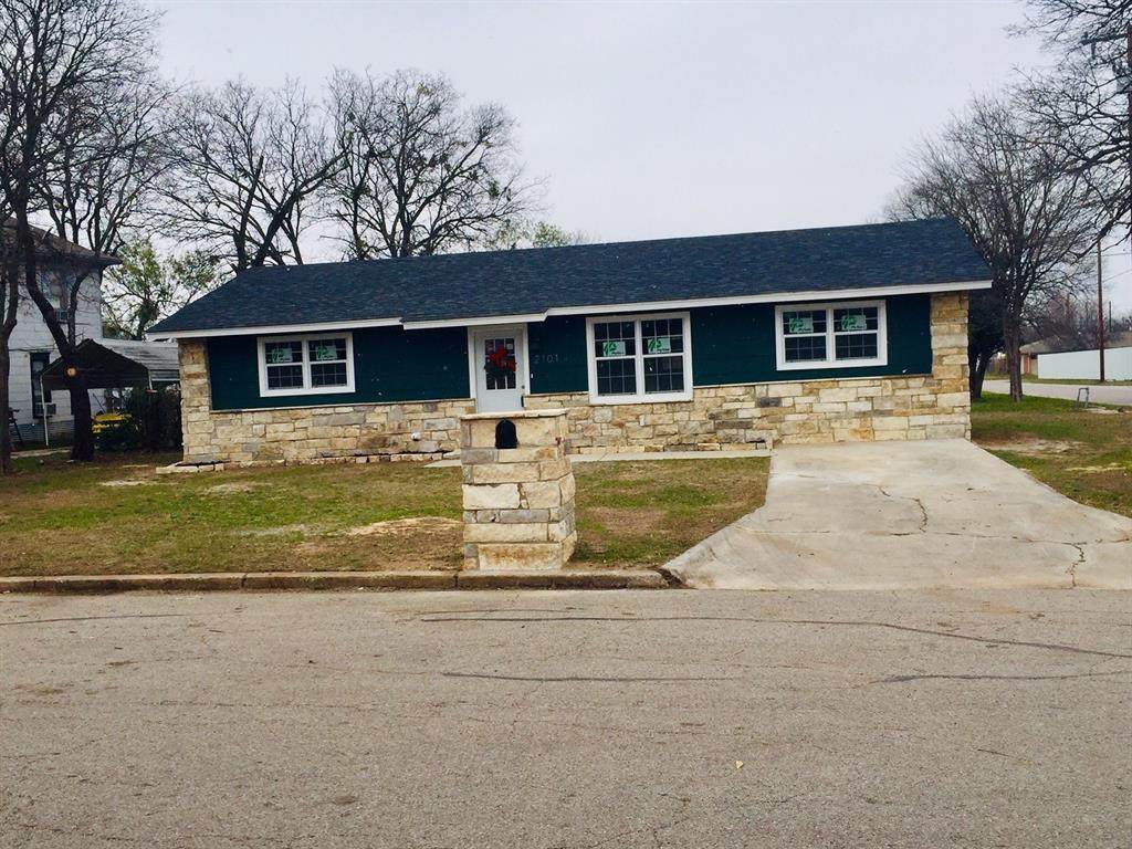 2101 Avenue D - Photo 1