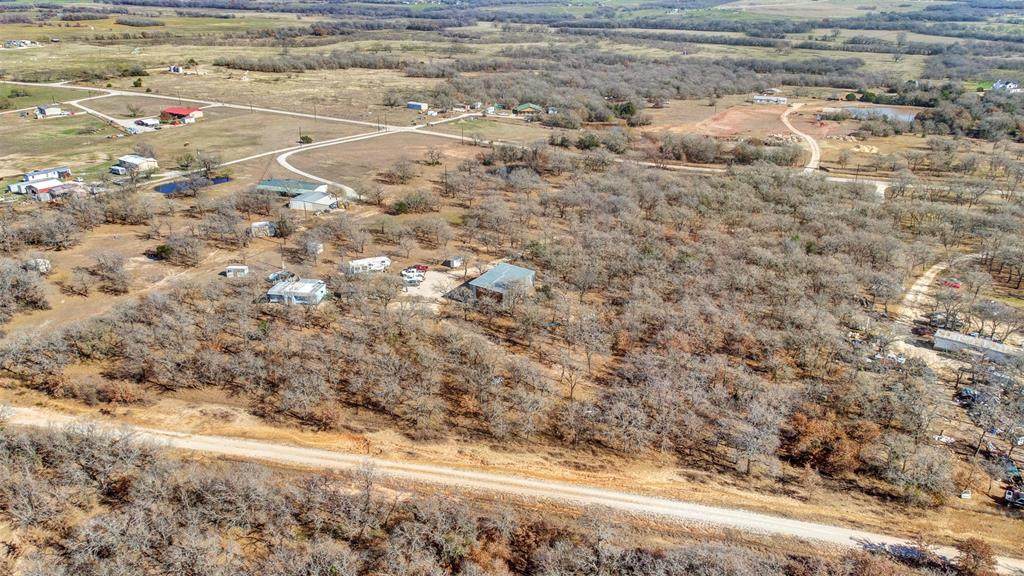 528 County Road 3737 - Photo 1