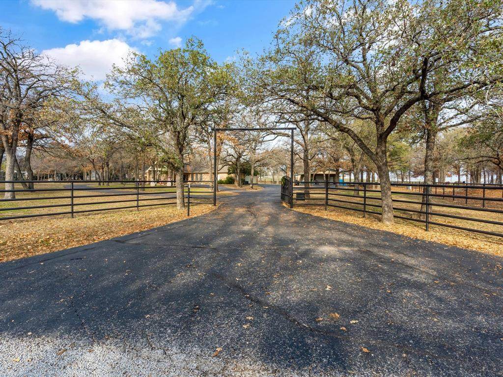 120 Deer Park Court - Photo 1