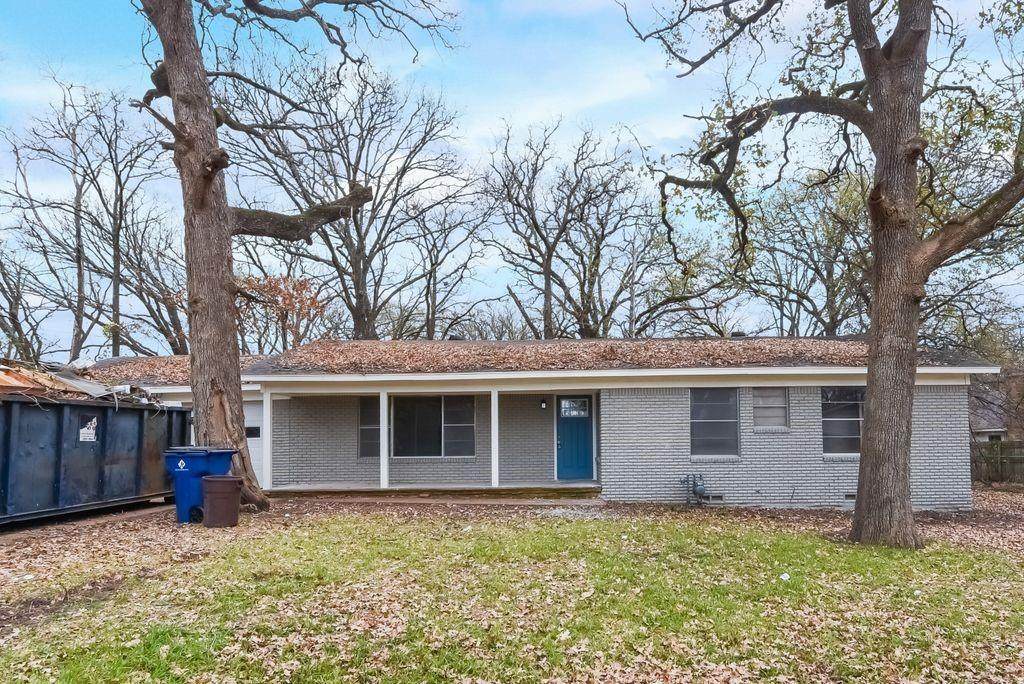 105 Norma Circle - Photo 1