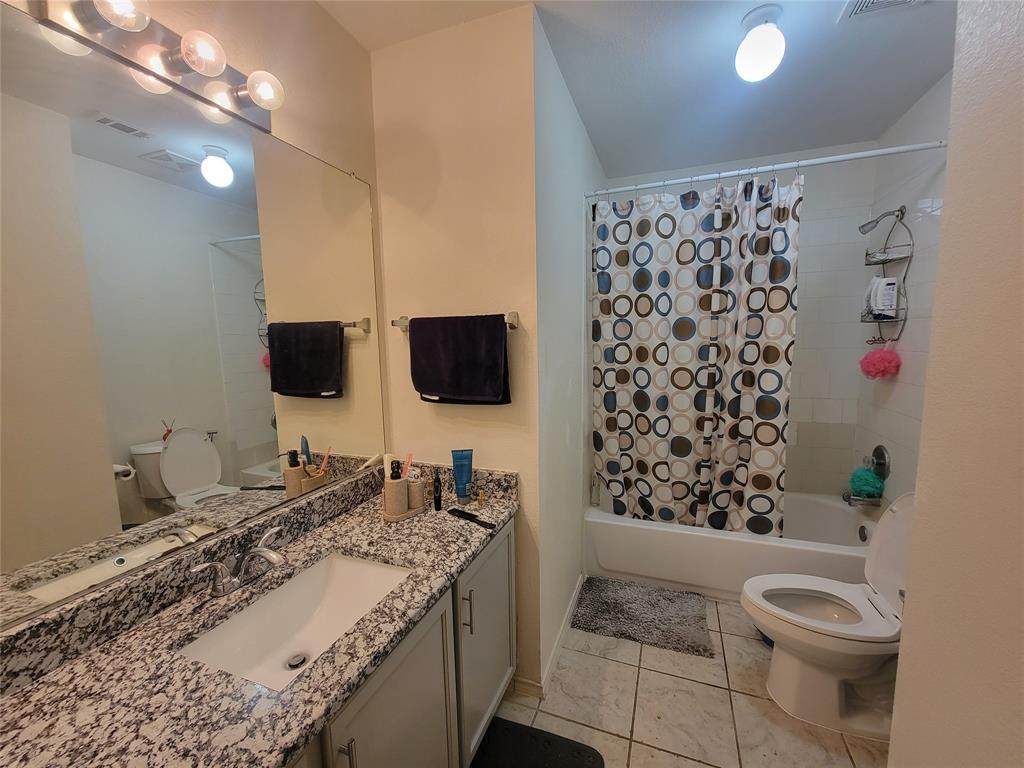 1319 Periwinkle Drive - Photo 1