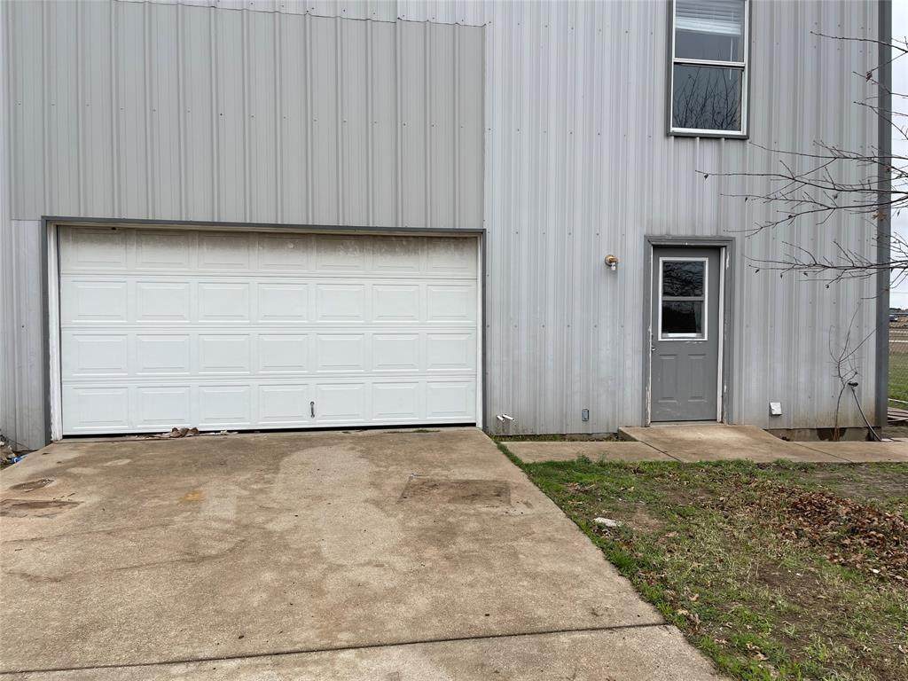 820 Alysa Lane - Photo 1