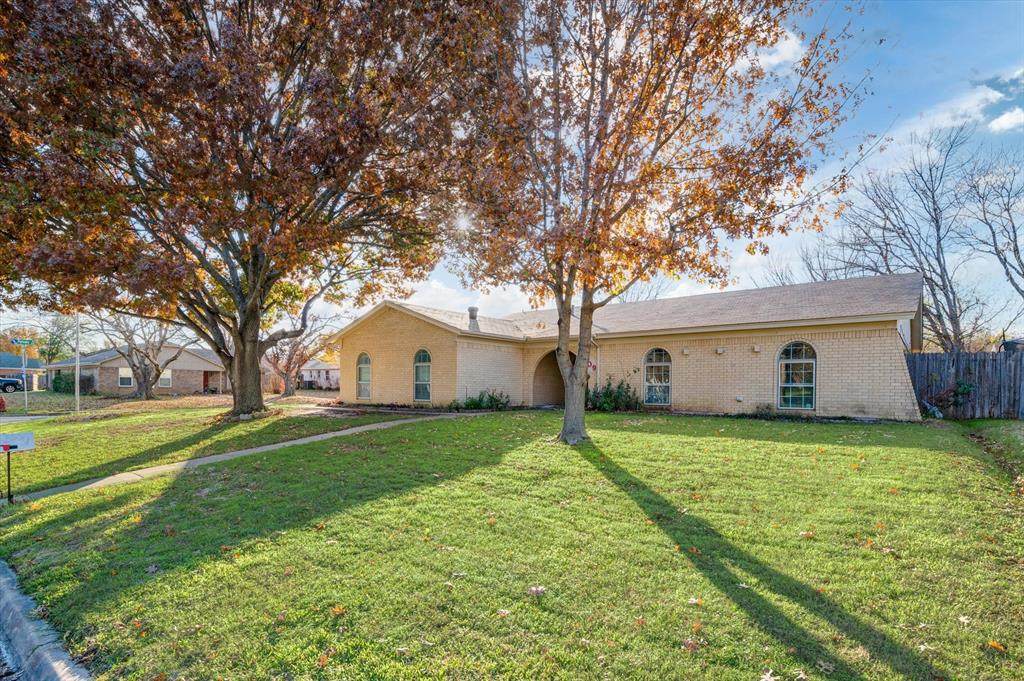 7509 Oak Ridge Drive - Photo 1