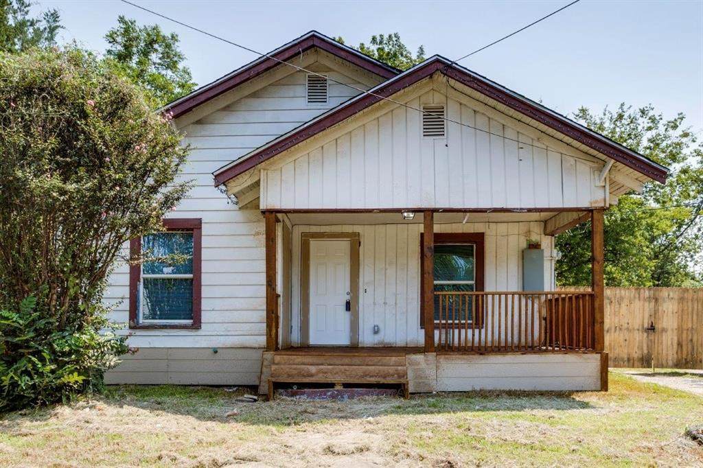 2911 Walnut Street - Photo 1