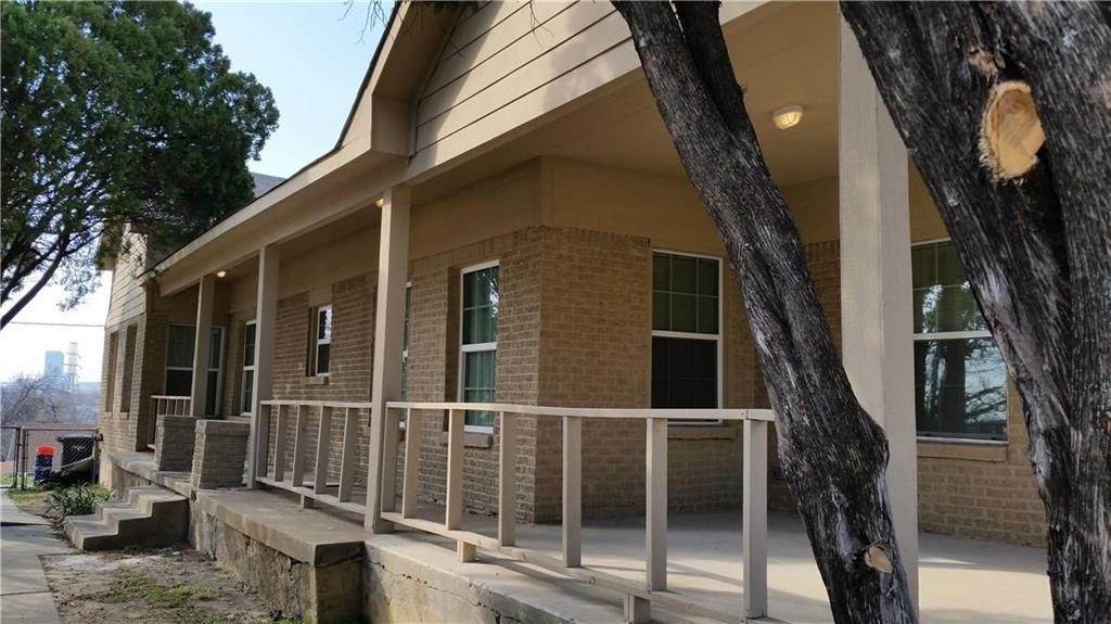 2220 Hudson Street - Photo 1