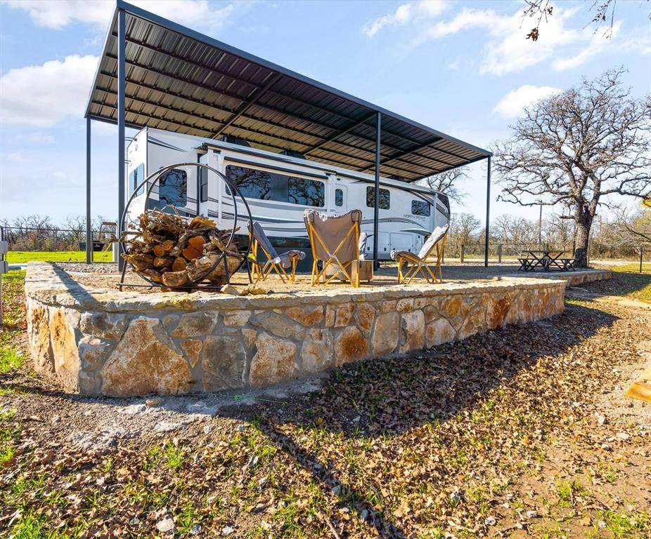 1870 2 Bush Road - Photo 1