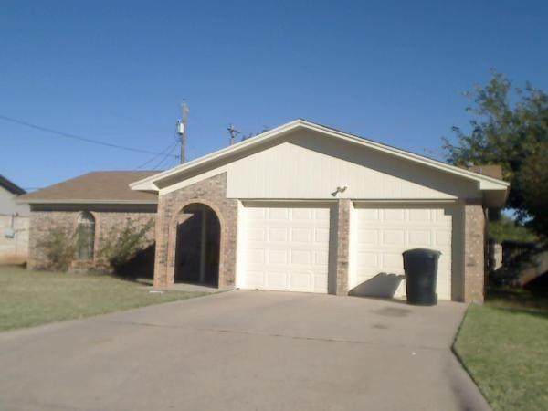 5710 Castle Road - Photo 1