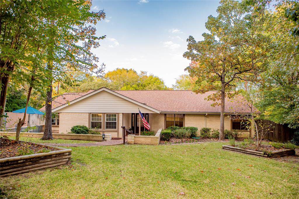 1379 Bridle Path Lane - Photo 1