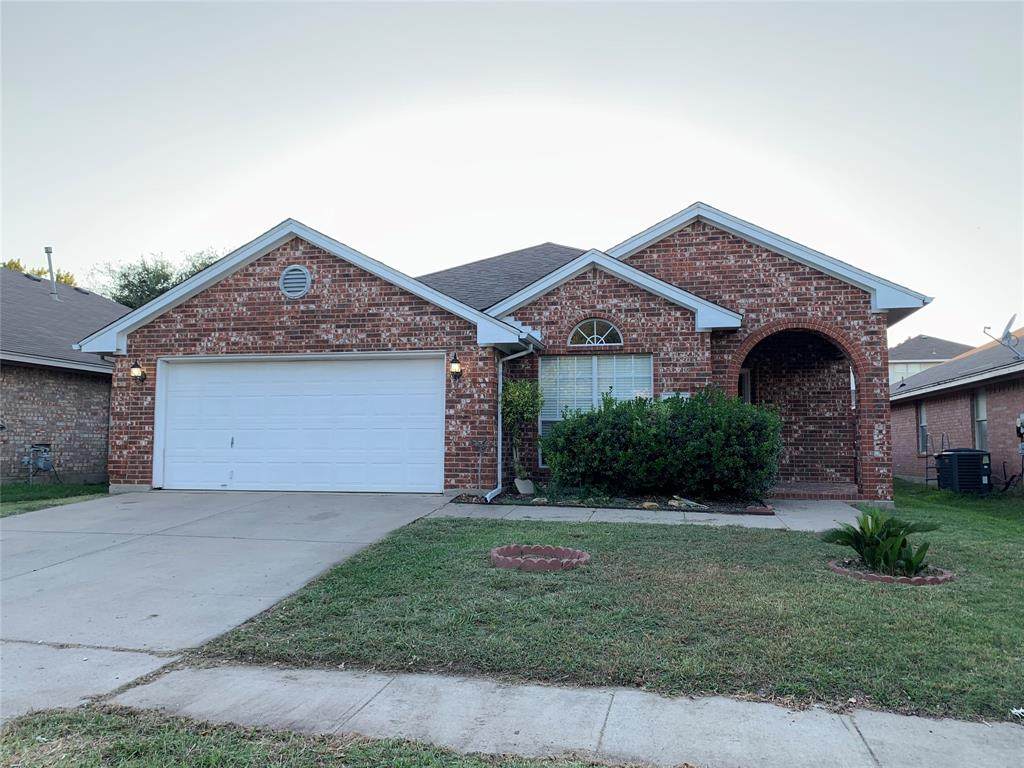 912 Churchhill Drive - Photo 1