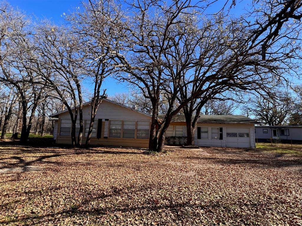 305 County Road 565 - Photo 1