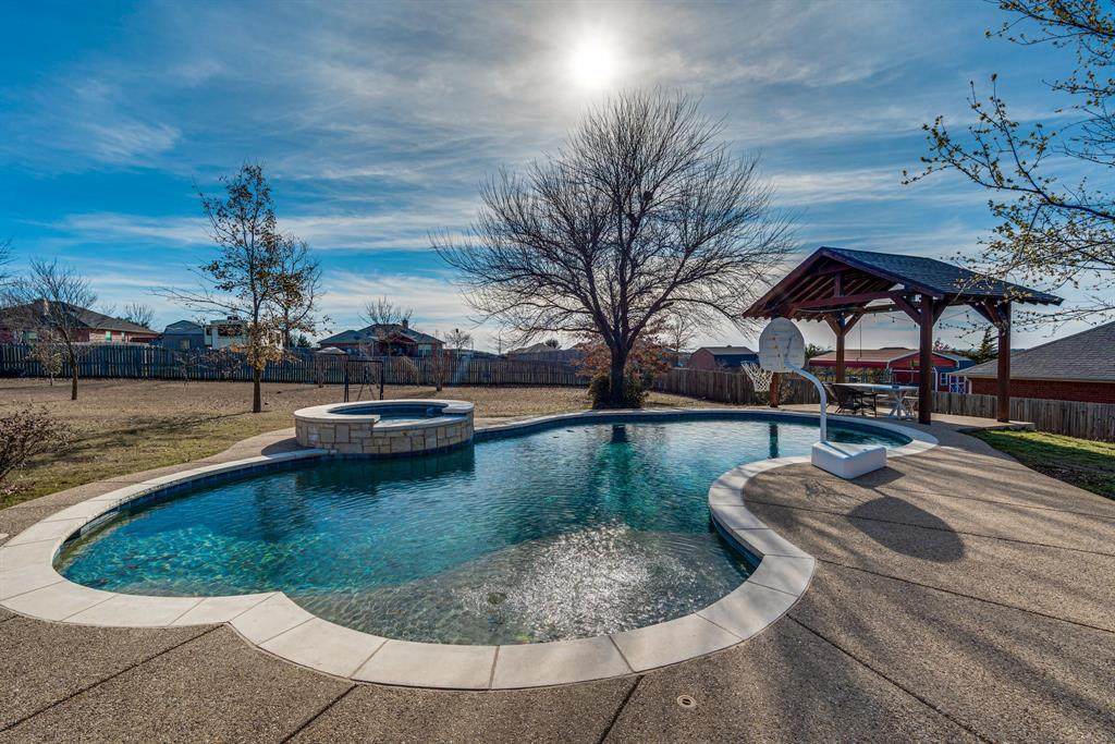 1550 Vista Ridge Drive - Photo 1