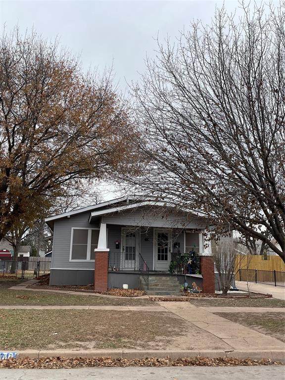 1707 8th Street - Photo 1