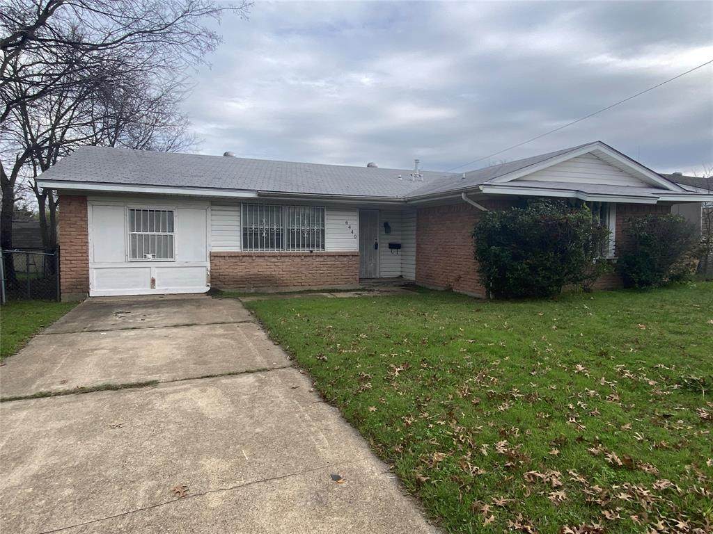 6440 Leaning Oaks Street - Photo 1