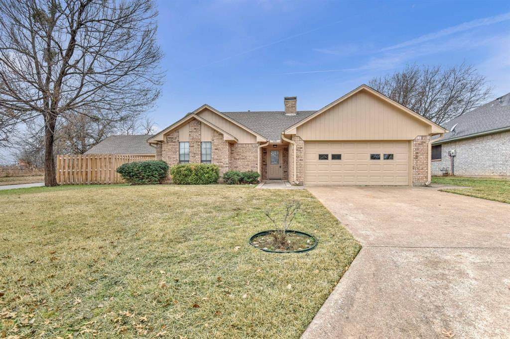 4400 Savannah Drive - Photo 1