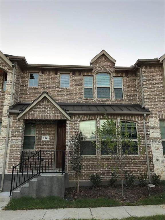 960 Grace Lane - Photo 1