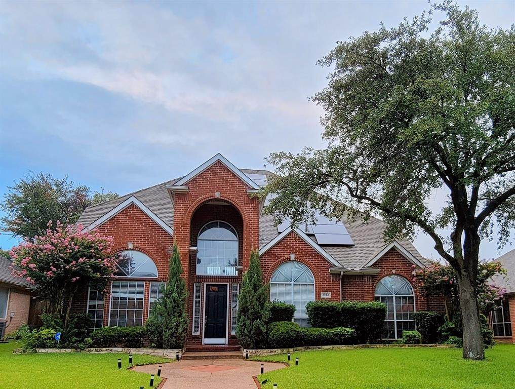 3923 Walden Way - Photo 1