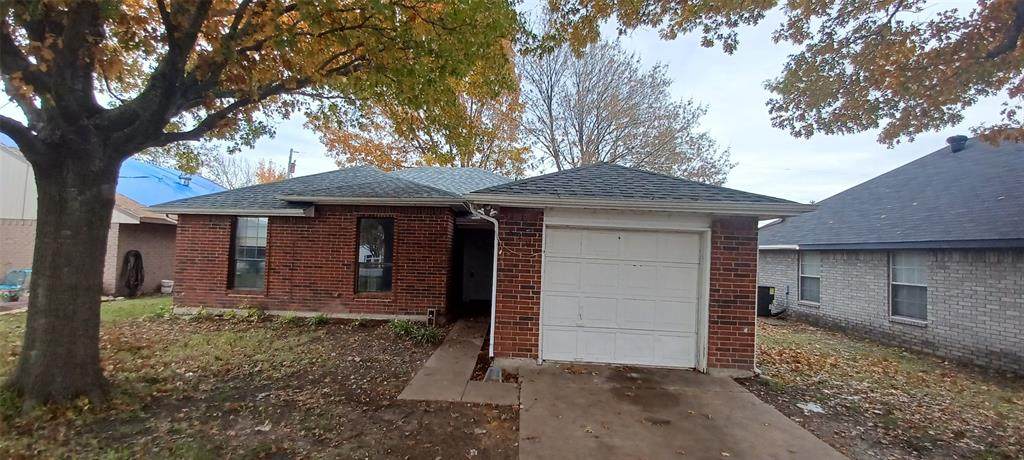 579 Trout Street - Photo 1